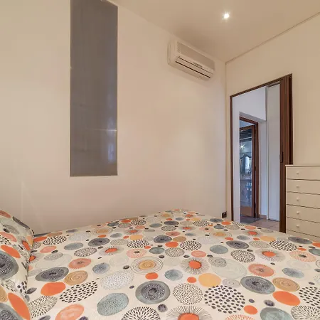 Appartamento Guesthost - Colosseo Modern Roma
