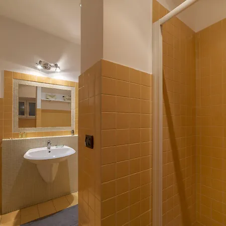 Appartamento Guesthost - Colosseo Modern *