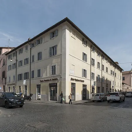 Guesthost - Colosseo Modern דירה