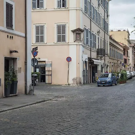 Guesthost - Colosseo Modern דירה *