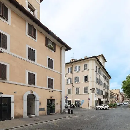 Appartement Guesthost - Colosseo Modern