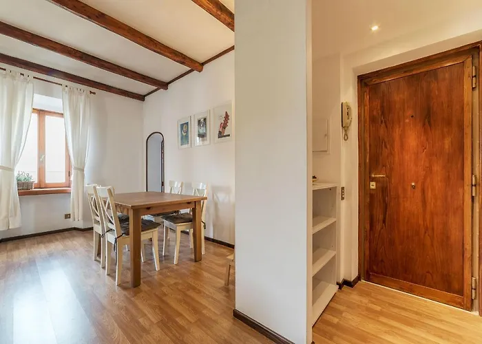 Appartement Guesthost - Colosseo Modern *